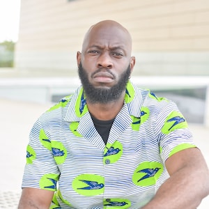 Short-sleeved wax shirt - swallow print / Men&#39;s shirt, men&#39;s clothing shirt, unisex shirt, wax shirt, men&#39;s shirt