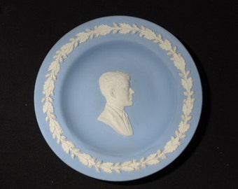 Vintage Wedgwood Jasperware President John F Kennedy blue white England round pin dish 4 1/2" in diameter trinket dish