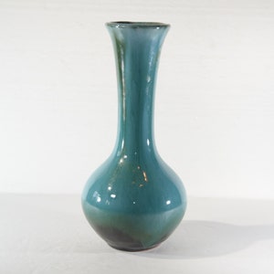 Vintage Blue Mountain glasierte Keramik Knospe BMP Türkis Blau Grün Drip Glaze Canada Collection Retro-Keramikvase