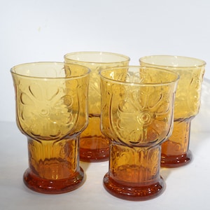 Set of 4 Vintage Libbey amber glass tall tumbler Country garden Daisy flower 5 inches Drinking glasses set yellow