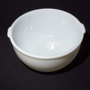 Vintage White Milk Glass Mixer Bowl Stand Mixer Farmhouse Kitchen White Kitchen Bakeware Tab Handles CHIPS no maker&#39;s mark