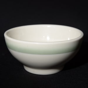 Vintage Syracuse China bowl dessert bowl berry 4.75&quot; white teal green stripe band restaurant ware vitrified Canada  1980