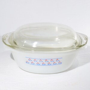 Mjölkglas Dynaware Pyr-O-Rey Blommönster Liten gryta fyrkantig flikhandtag Blå och röda blommor Vintage Pyrorey Mexiko