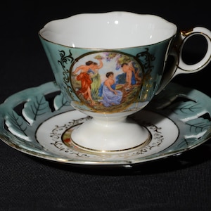Vintage Royal Halsey irisierend Made in Japan türkis Teetasse und Untertasse Set geschnürt grün Teal Lusterware griechisches Thema Sockelblatt
