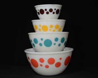 パイレックスカラフルドット柄ミキシングボウルセットコンプリート