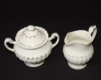 J&G Meakin Classic White creamer sugar bowl set lid white gold Bone China Vintage Wedding Table Dishes mint condition Ironstone