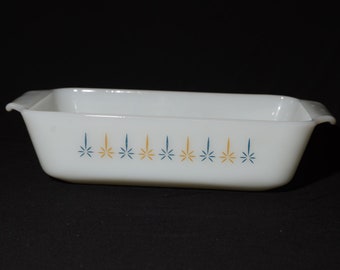 FIRE KING Milk glass Loaf pan Candlestick 'Candle Glow' Pattern 1960s baking dish Anchor Hocking Casserole dish Vintage 1 QT