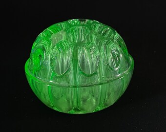 Cambridge 1916 Uranium Glass Flower frog arranger Vintage green glass Frog Flow CHIPS