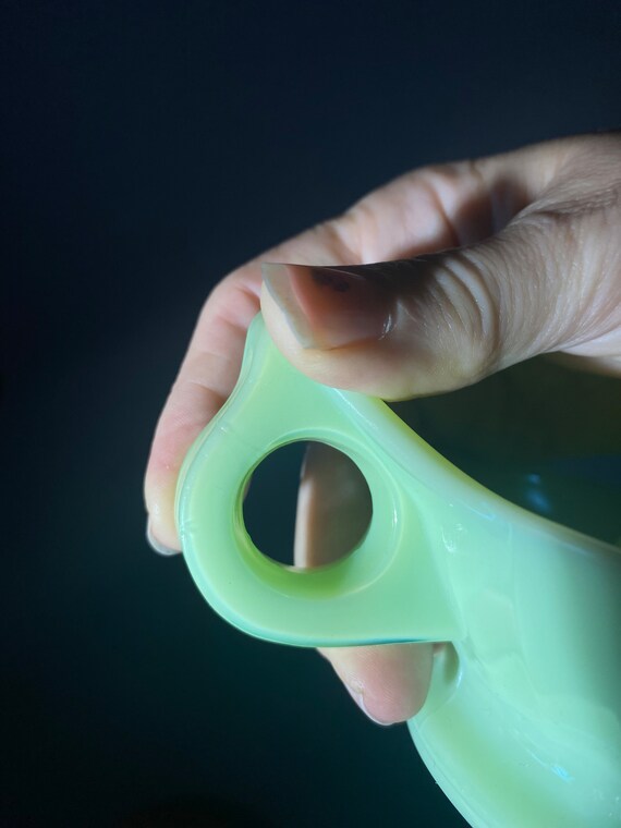 グリーン ディプレッションガラス ジュース絞り器 希少 ウランガラス製