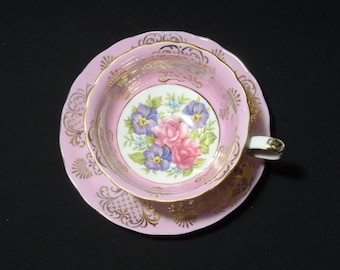 Shafford Lusterware lilac pink Teacup and Saucer Set  3 footed Japan hand decorated pink and purple flowers gold SCUFFING on saucer