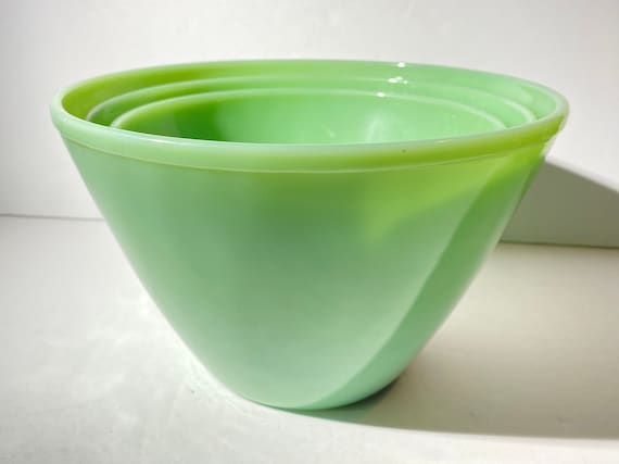Fire King Jadeite Bowl Mixing Bowls Set of 3 Splash Proof Milk