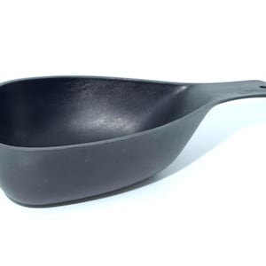 Vintage Acca Geni Accalac black free form serving bowl Accaware Hard Plastic David Douglas plastic handled bowl