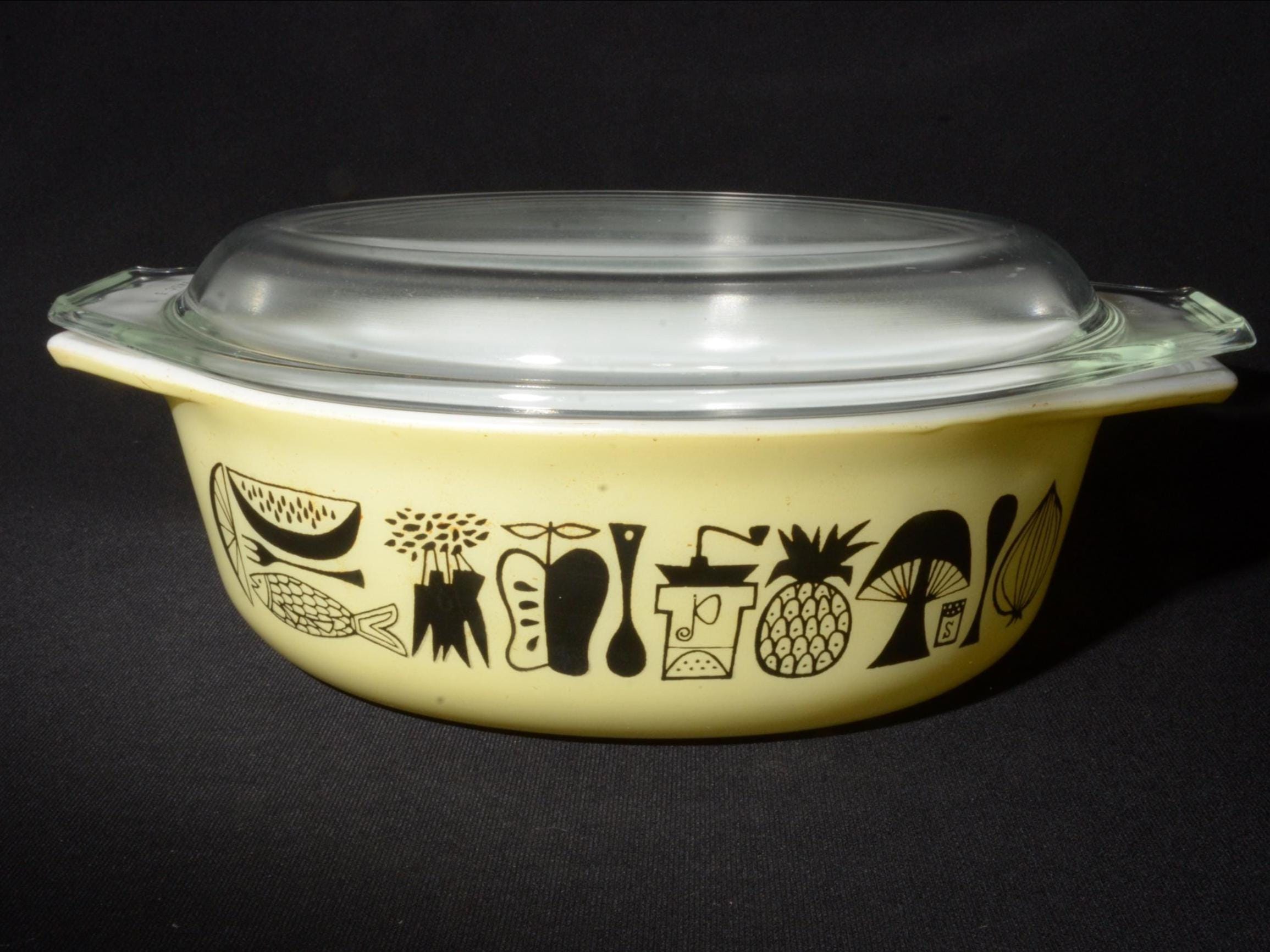 PYREX Yellow Mod Kitchen Casserole 1 1/2 Quart (qt) 043 Lid 022