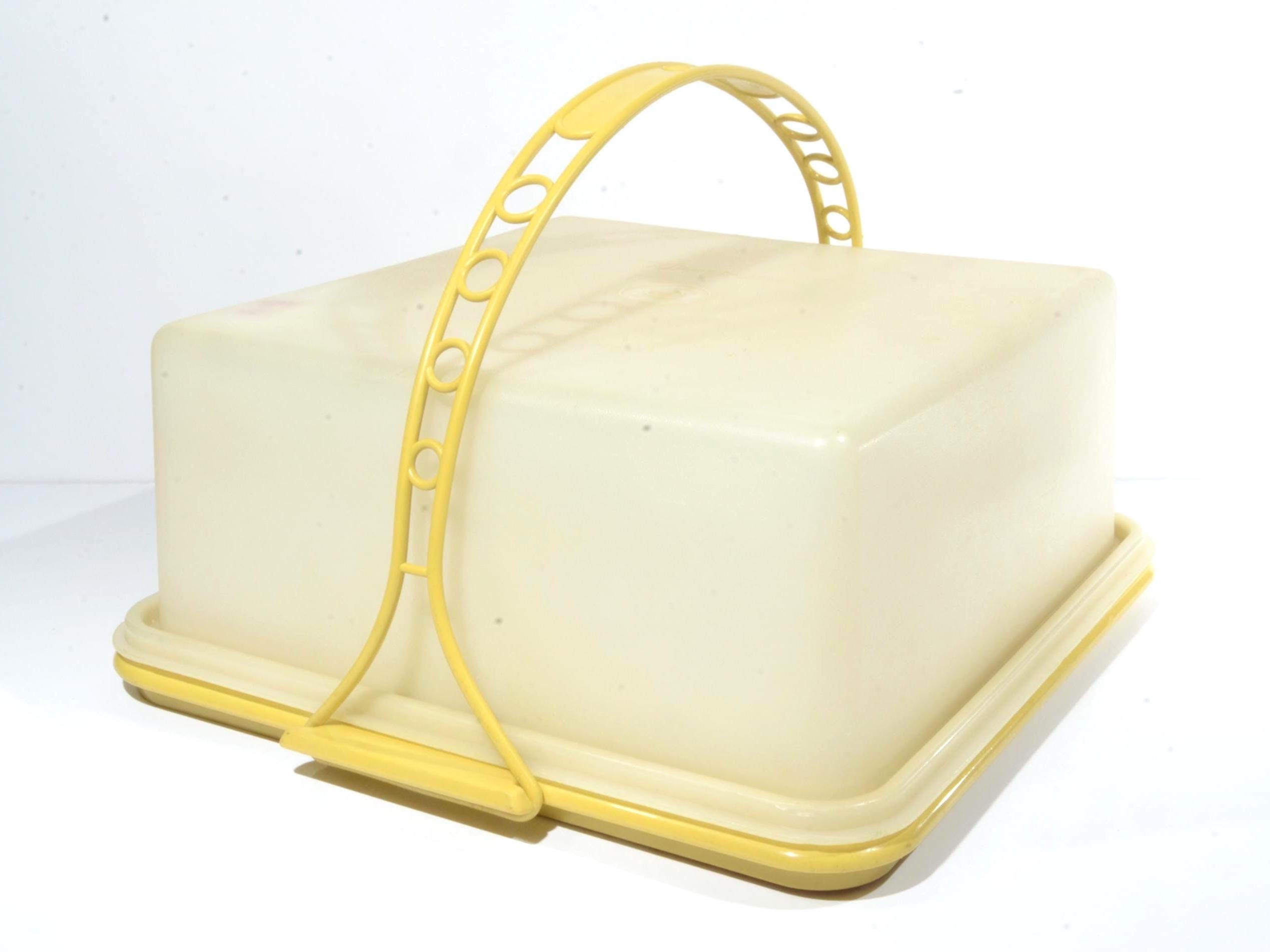 Vintage TUPPERWARE Cake Square Cake Saver Carrier Made in Canada