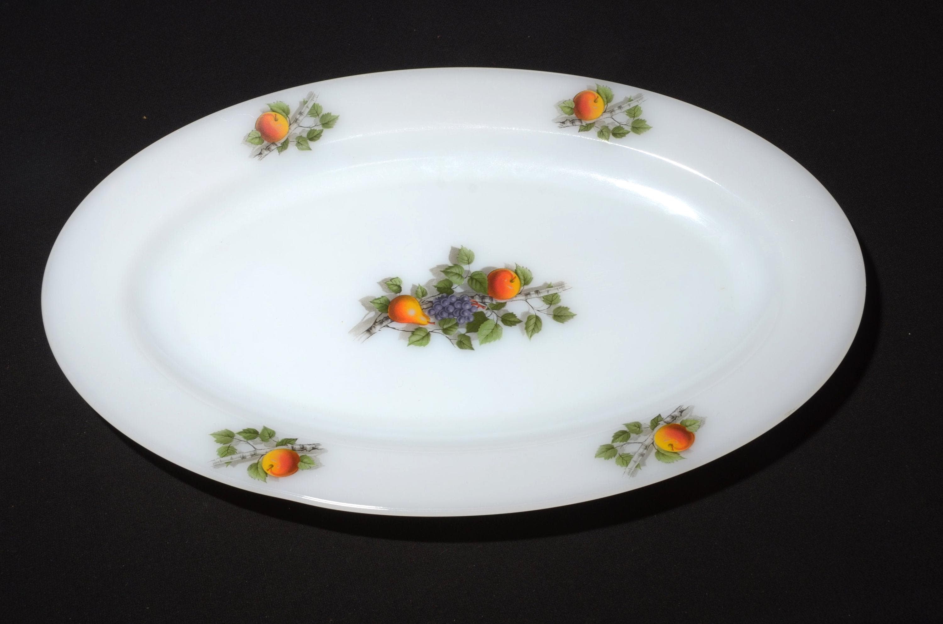 Plat Ovale Arcopal En Verre Opale - Modèle Roseraie - Vintage XIXe