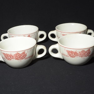 Set med 4 vintage Newport Pottery Co Ltd Burslem koppskål dubbelt handtag 3,75" restaurangporslin röd lövdesign vitrifierad engelsk järnsten