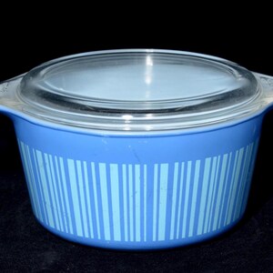 Cazuela vintage PYREX 473 Blue Stripe con código de barras, diseño de Cenicienta, con tapa, 1 cuarto de galón, difícil de encontrar, promocional, fabricada en EE. UU.