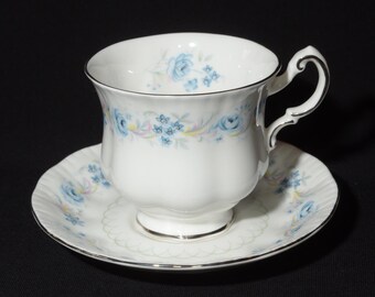 PARAGON Malvern Teacup and Saucer Set By Appointment o Her Majesty the Queen China Potters England Gold trim blue flower rose floral England