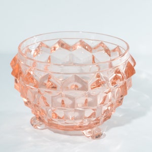 Jeannette Glass Pink Depression Glass Cube Cubist Powder Jar 3 legs Vintage htf Pink depression footed diamond