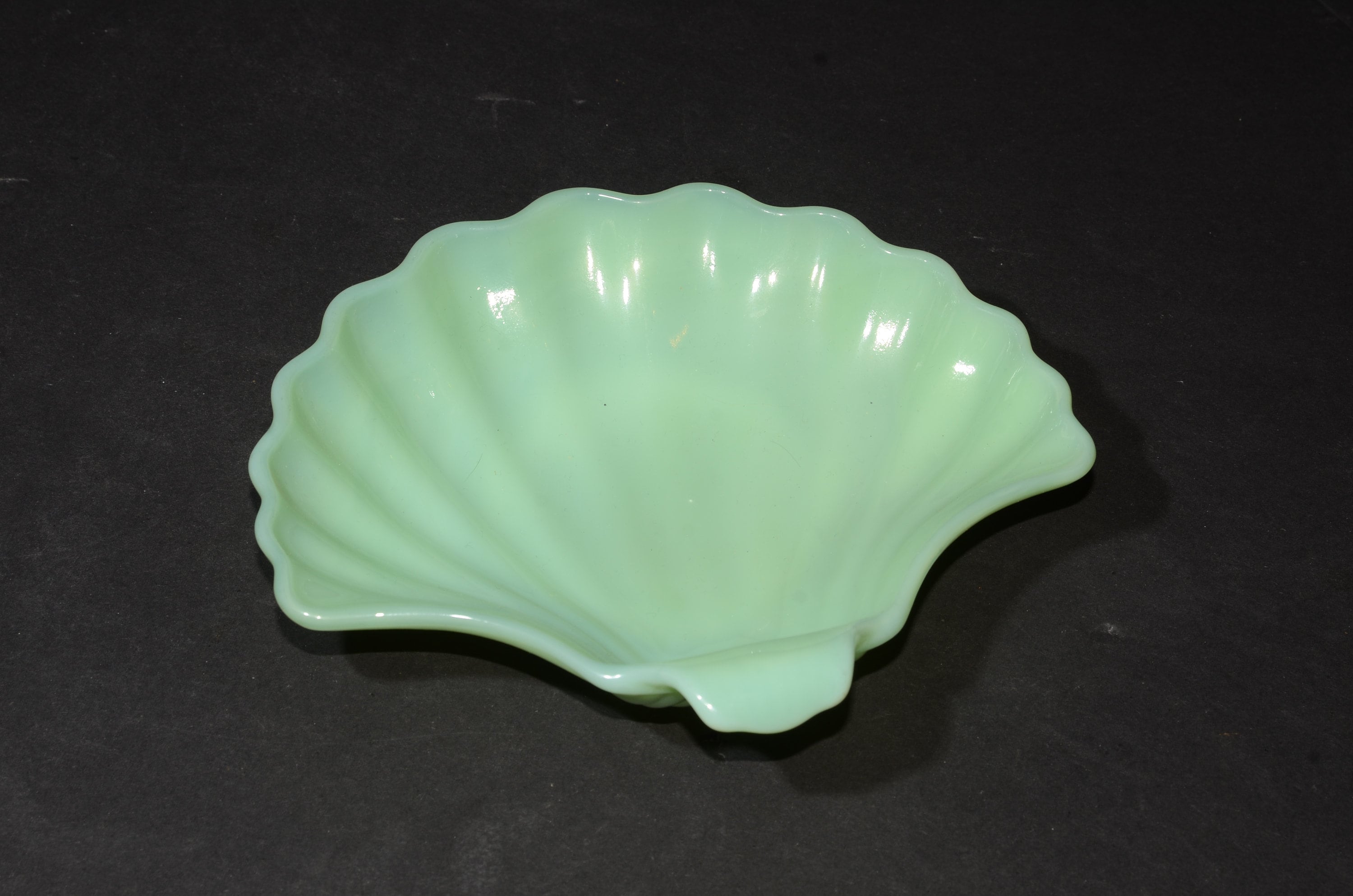 Fire King Jadeite Sea Shell Scallop Dish 1950s Anchor Hocking