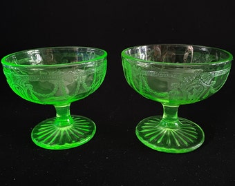 Set of 2 Hocking glass Green Depression Glass CAMEO Ballerina sherbet dish dessert cup dish sherbet champagne coupe mold Dancing girl mint