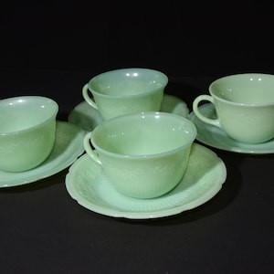 FEUER KÖNIG Jadeit Jadit Set von 4 Alice Teetasse und Untertasse set Sammlerstück Feuer König Vintage Feuer König Anchor Hocking Tasse Teetasse