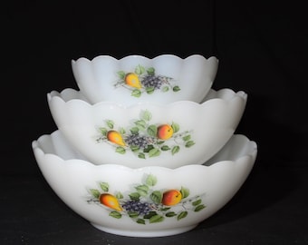Conjunto de 3 lindas tigelas para servir ARCOPAL Fruits de France Fruits of France tigela de vidro para leite vintage vidro branco opala uva pera