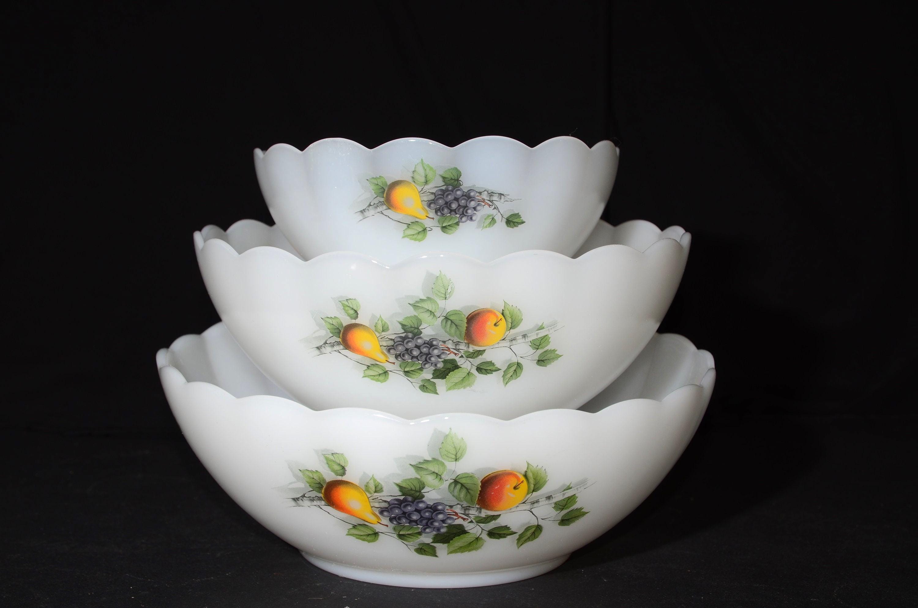 6 Assiettes à dessert Arcopal Neuves années 60