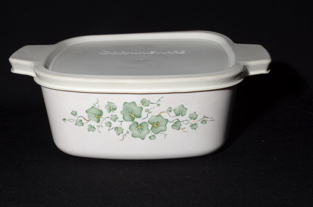 CORNING WARE 1-1/2 Qt Vintage Callaway Green Leaves Casserole