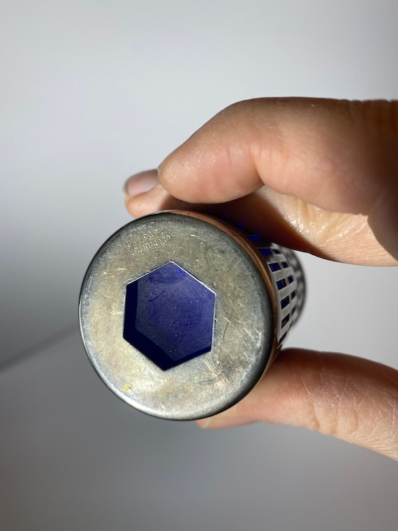 希少　純銀　ソルト、ペッパー、マスタード、シュガー入れ　4点セット 希少純銀ソルト、ペッパー、マスタード、シュガー入れ4点セット