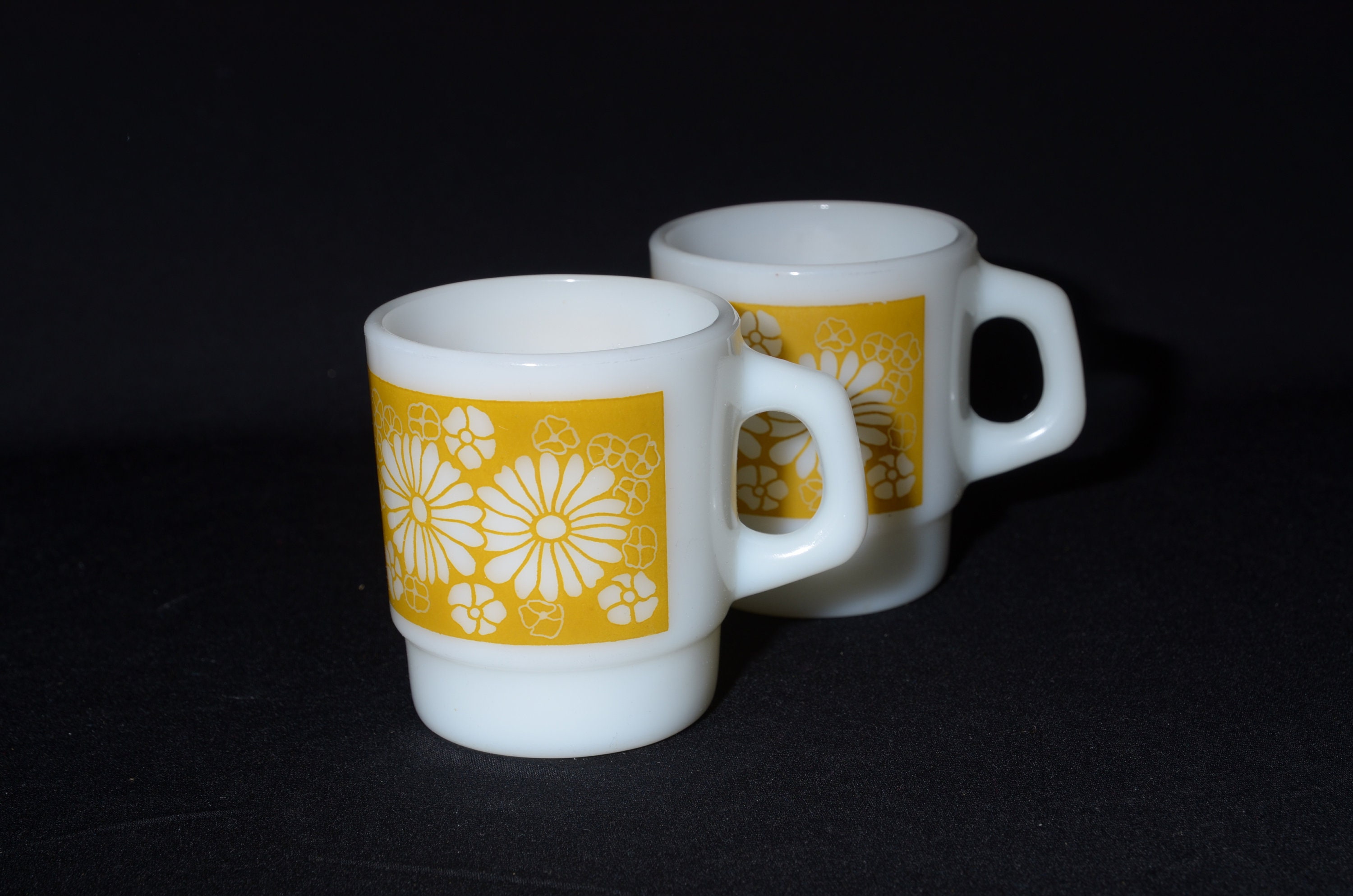 Drink & Barware Mugs Drinkware Fire king Stackable Milk Glass Yellow Coffee Cups