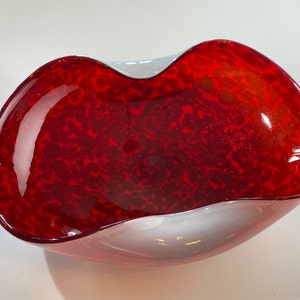 Murano Art Glass large bowl red burgundy fleck heavy glass Italy floral shape floraform vintage white base ashtray silver