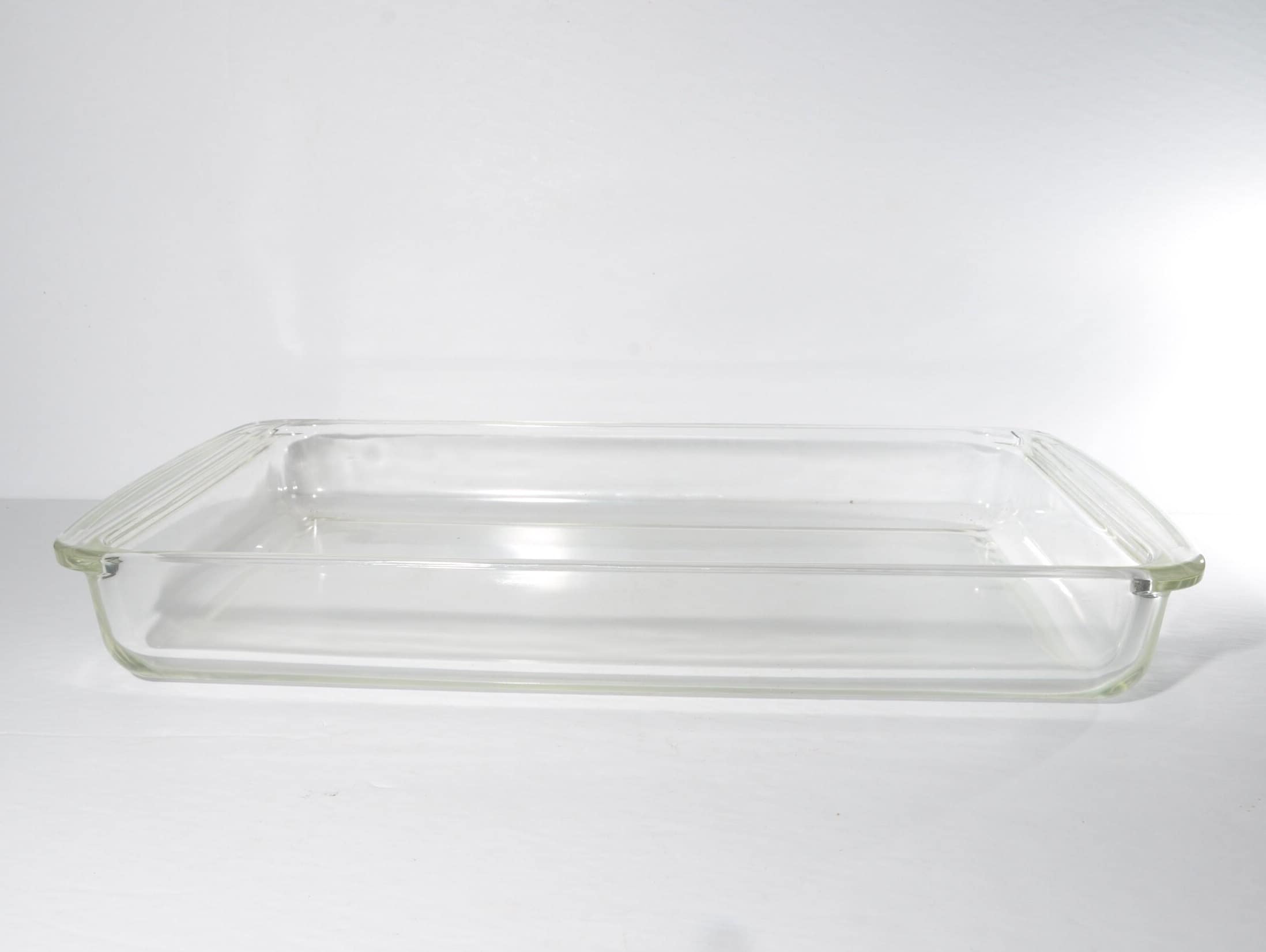 Pyrex 233 Rectangular Clear Glass Casserole Baking Dish and 233-pc Red Plastic Lid (2-Pack)