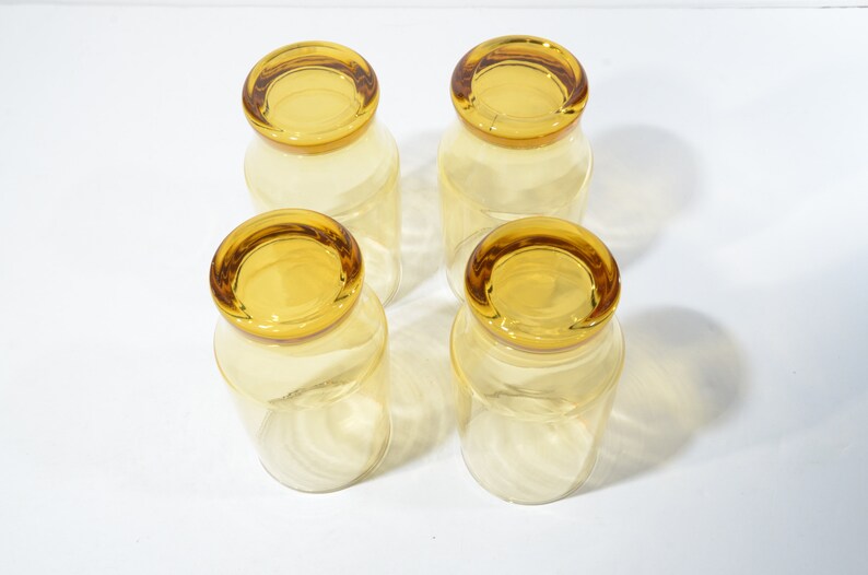 Set of 4 Vintage amber highball glass Drinking glasses set 5 1/2 tall Heavy bottom Tumbler Barware MCM cocktail glasses yellow amber image 3