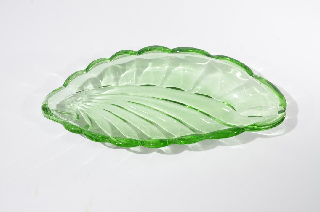 Vintage Green Glass Leaf Shaped Dish Serving Dish Joseph Etsy