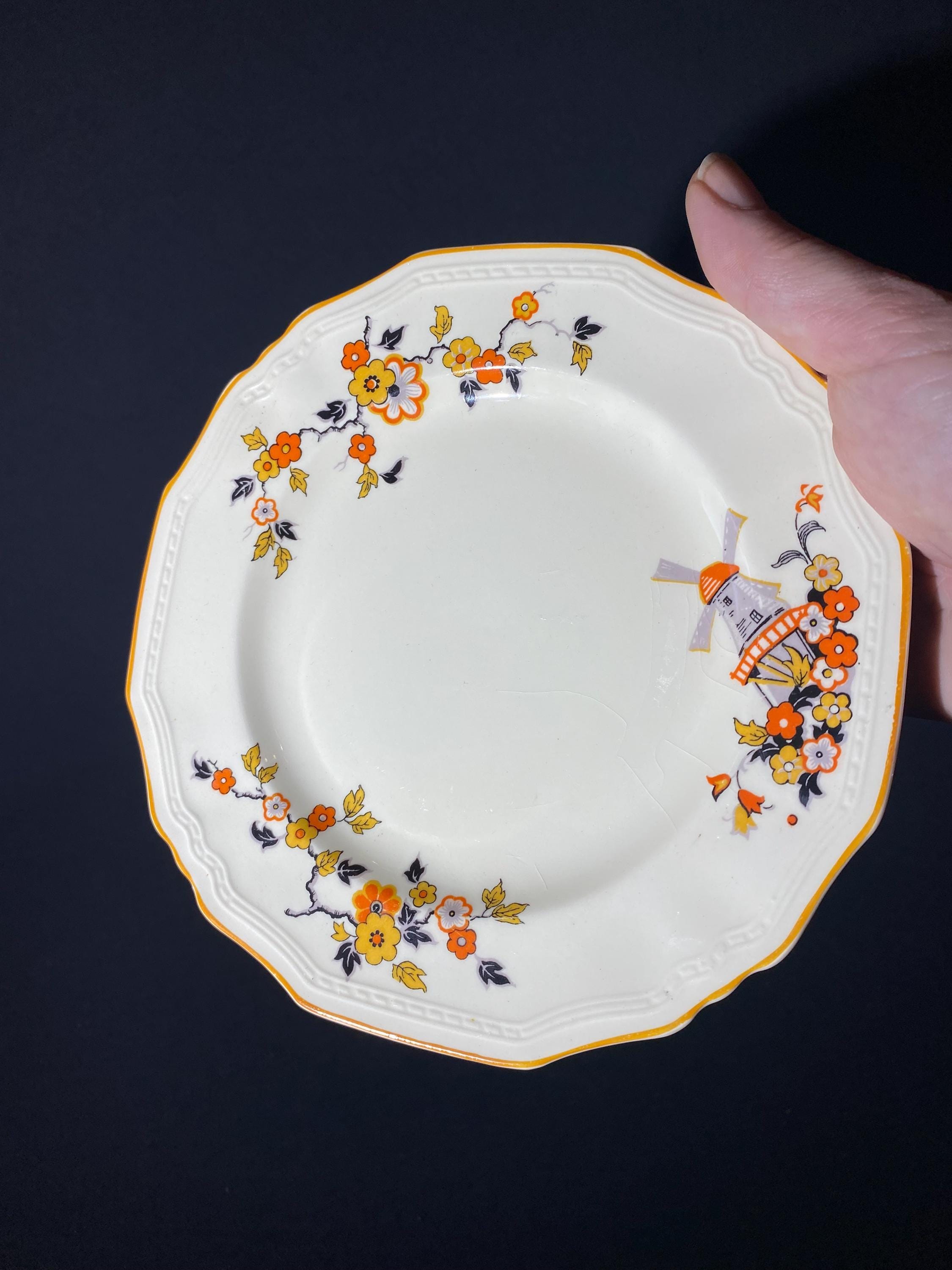 Set of 4 ALFRED MEAKIN Marigold Delicia Windmill Astoria Shape