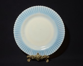 Mac Beth-Evans Glass PETALWARE ivory dinner plate 9 inches Monax Cremax opalescent depression glass plate MacBeth