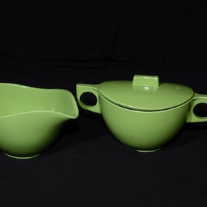 Vintage MELMAC Melamine Green Creamer and Sugar Bowl with Lid Dinnerware Apple Green Hard Plastic Camping Made in Canada