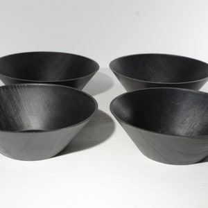 Vintage Acca Accalac black set of 4 bowl cereal salad 6 inches D Dinnerware Hard Plastic David Douglas retro midcentury plastic