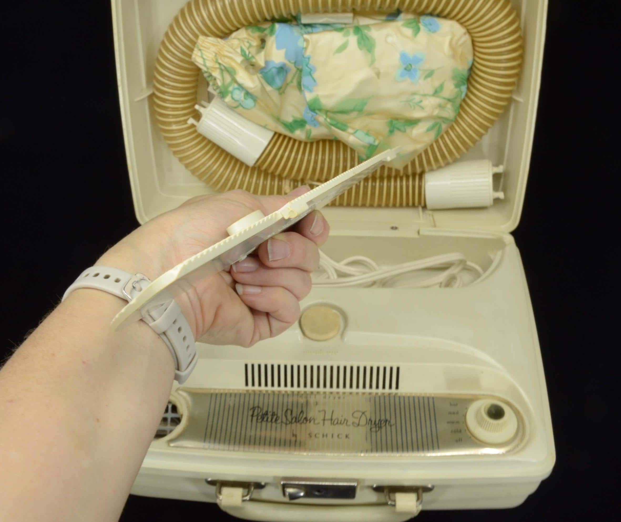 1960年代ヴィンテージ プチサロンヘアドライヤー 4インチ シック製