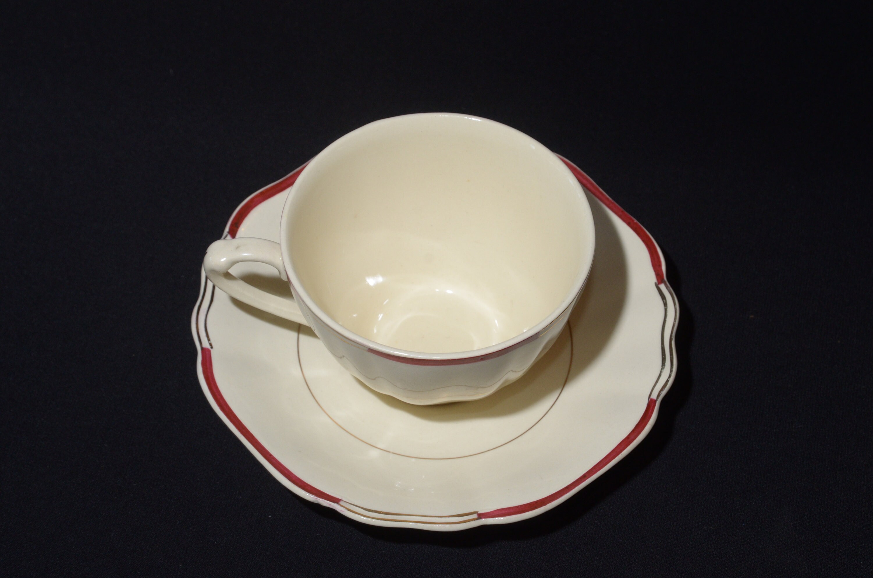 Vintage J&G MEAKIN Cream Teacup and Saucer Set Jacobean Ware