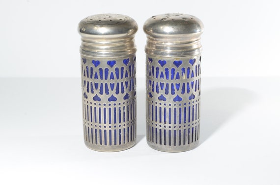 希少　純銀　ソルト、ペッパー、マスタード、シュガー入れ　4点セット 希少純銀ソルト、ペッパー、マスタード、シュガー入れ4点セット