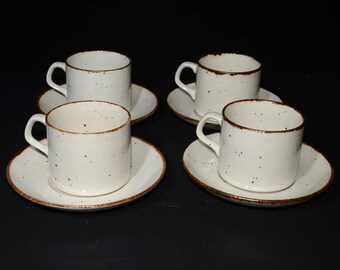 J & G Meakin Lifestyle 4 Teetasse und Untertasse Set off-white gesprenkelt in braun England 8-teiliges Teeset vintage keramik c.1970s Tasse Becher 8 oz OT