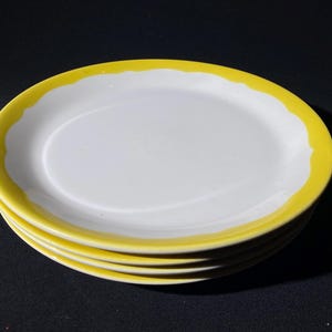 Set van 4 Syracuse China of Canada borden 8,25&quot; gele golf restaurant ware serviesgoed Syralite La Porcelaine 80 vintage SCRATCHES