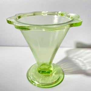 Vintage green glass compote sherbet dish candy dish footed glass comport scalloped edge floral vase