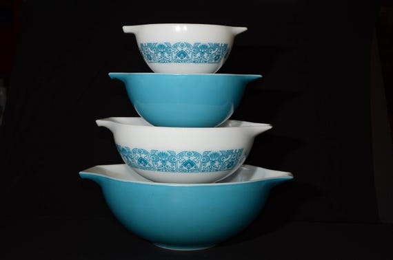 PYREX Horizon Blue Set of 4 Cinderella Nesting Bowls 441 442 443