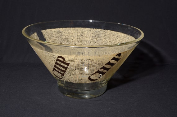Vintage Anchor Hocking salad bowl serving bowl Chip-n-Dip large bowl party chip and dip jute fabric design lettering ot