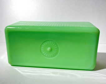 Mc Kee Jadeite lid for butter dish  7"X3.5" ribs Vintage fridgie leftover box Jadite uranium flower