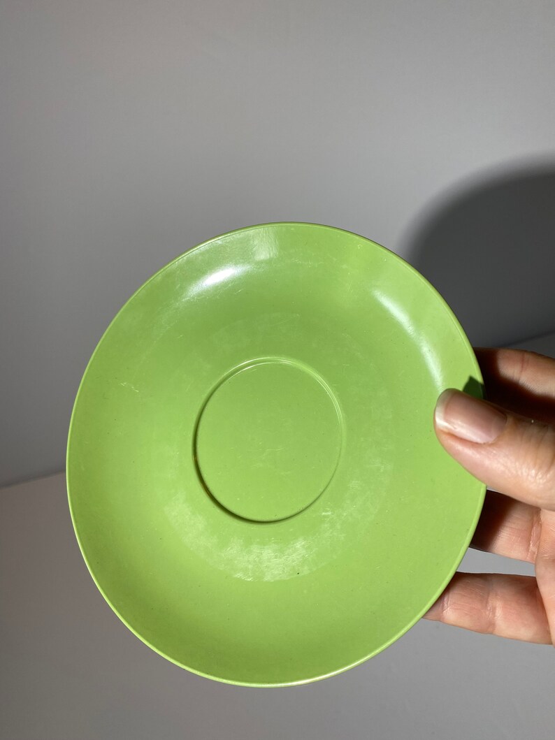 Vintage Set of 4 avocado green MELMAC Maplex Teacup and saucer sets Mid century Hard Plastic Melamine cups mug Canada Quality Dinnerware image 8