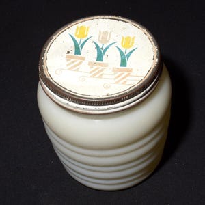 FEUER KÖNIG Elfenbein Fettdose Tulpe Milchglas Vintage Fire King Anker Hocking Vintage Tulpendeckel seltener gerippter Bienenstock